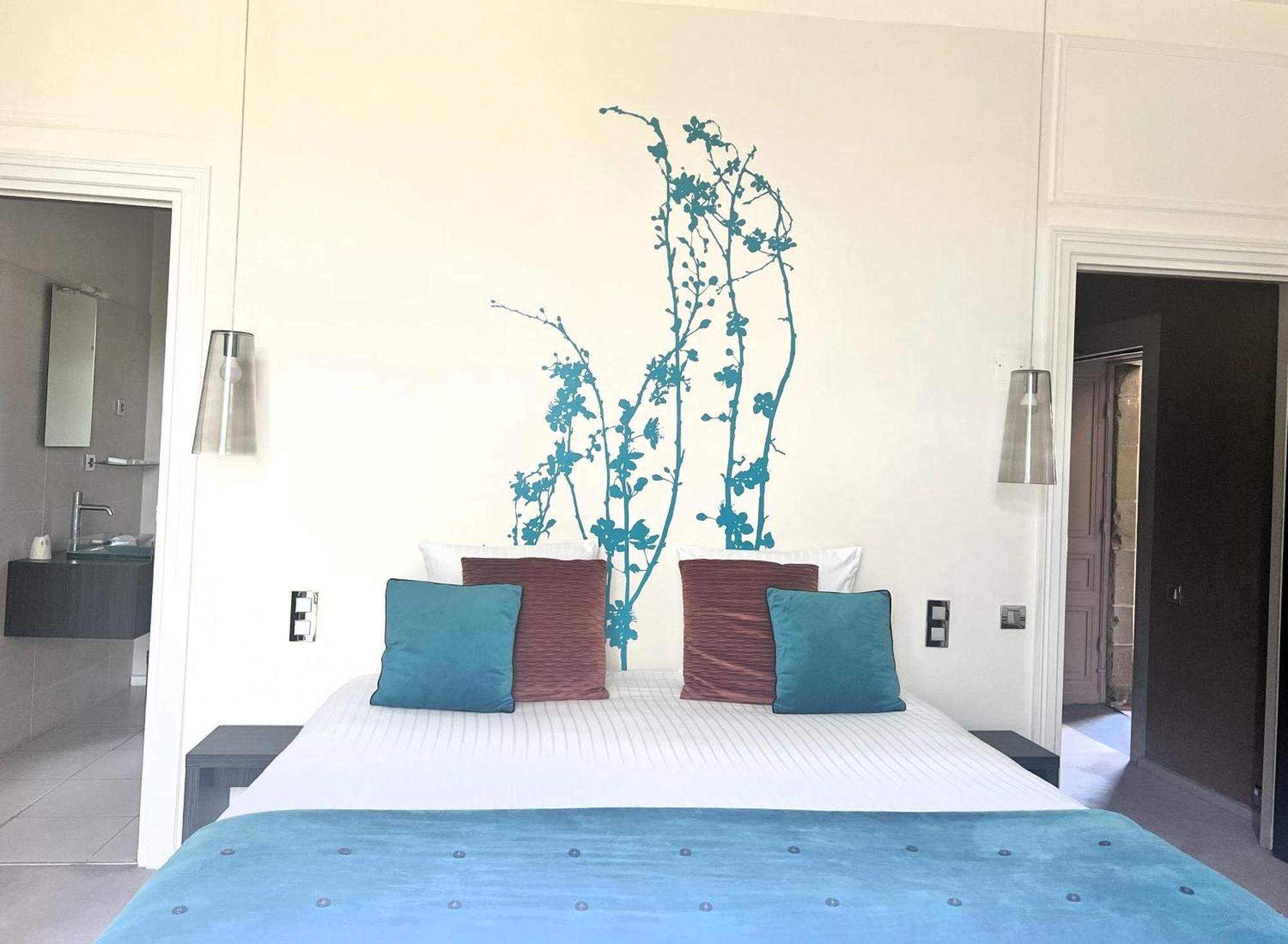 Hotel Chateau De Lacan 브리브라가야르드 외부 사진